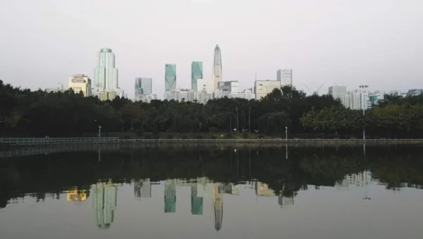 清晨6点半的中心公园A区