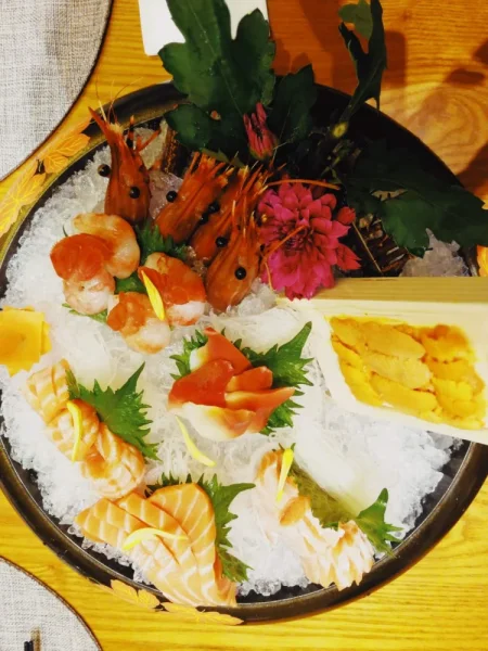 高大上的公司餐馆，亦或是……