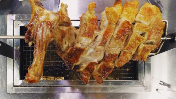烤羊腿。纯粹的吃肉