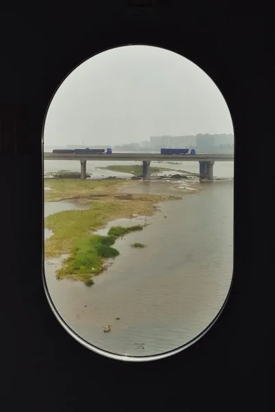高铁一景。辽宁与河北交界