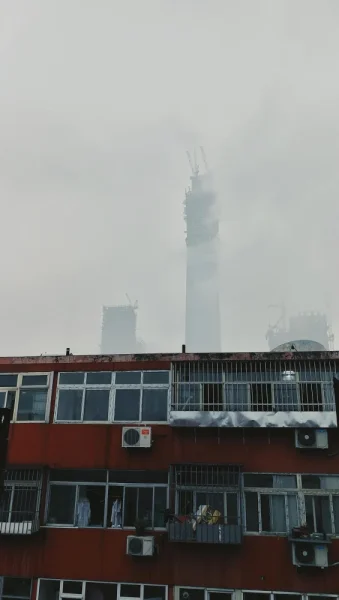 刚来的一周下了好多场雨