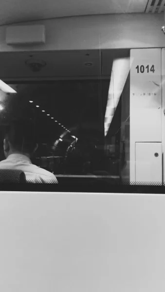 北京机场线。感觉开地铁很有意思。