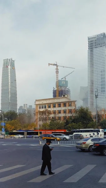 目睹了正在进行的城市更新