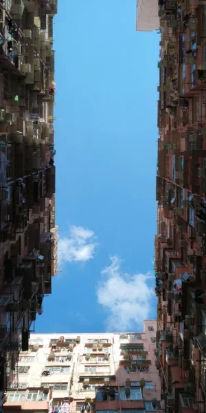 香港鲗鱼涌。变形金刚4在此以后，至今仍是热门拍照地
