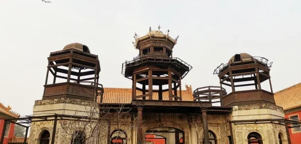 故宫博物院。临了看一眼烂尾楼延禧宫
