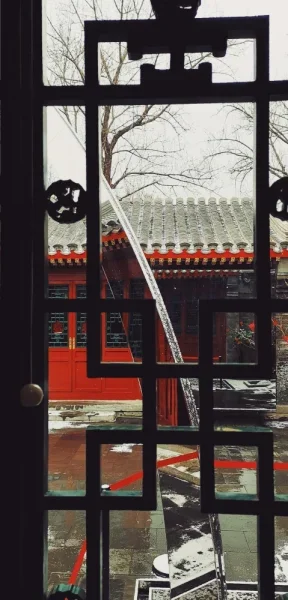 东四胡同博物馆。外面还在下着雪