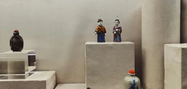 河北习三内画博物馆。内画原来是指鼻烟壶里面的画，也是长了见识。北京的鼻烟壶博物馆似乎已经关掉了