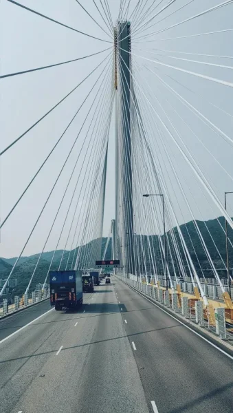 香港，无比顺利