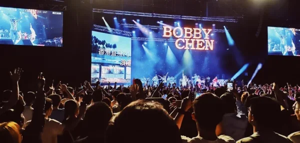 陈升华人公寓演唱会香港场