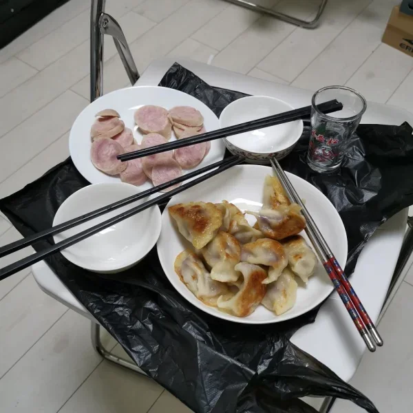 艰苦的晚餐