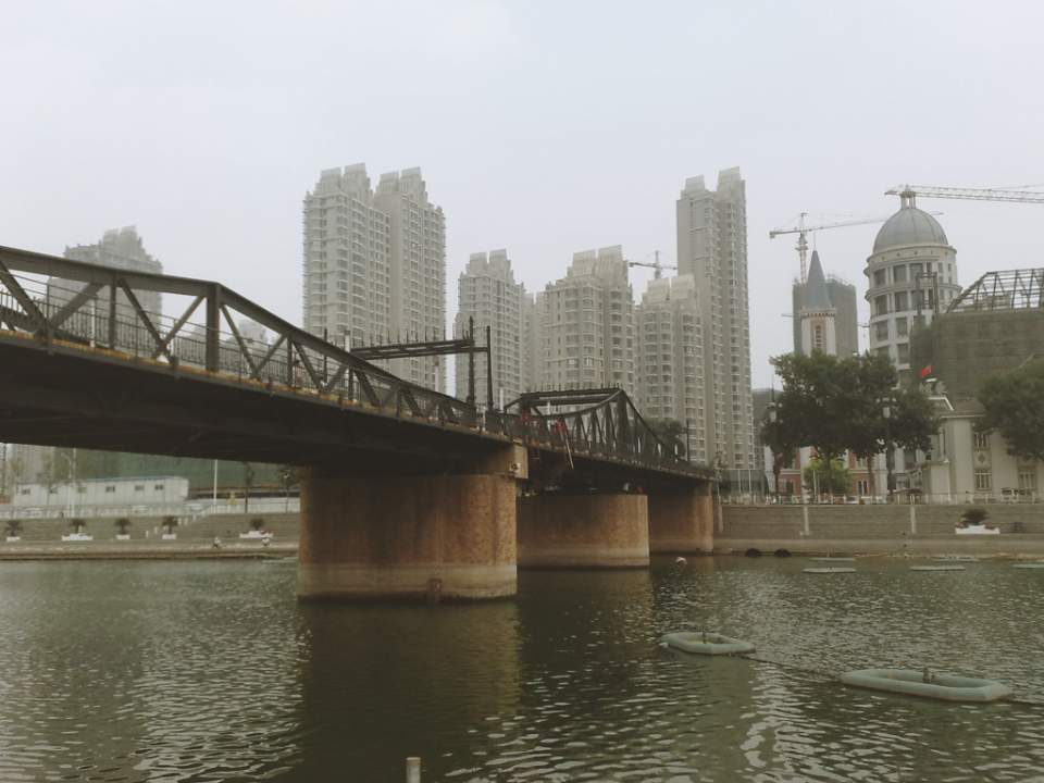 天津海河边，还在建的意大利风情旅游区